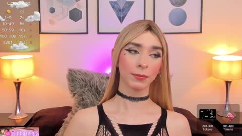 Snapshot of arivega chatting on 02-14-25, 01:13 Nice to meet you thumb up me please its important I LOOK MY BIO DOWN online show from 02-14-25, 01:13