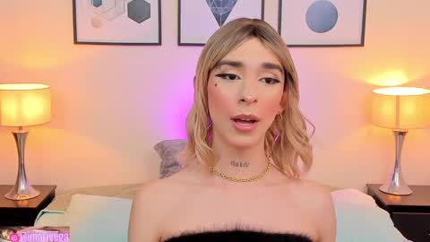 Snapshot of arivega chatting on 02-27-25, 02:53 Nice to meet you thumb up me please its important I LOOK MY BIO DOWN online show from 02-27-25, 02:53