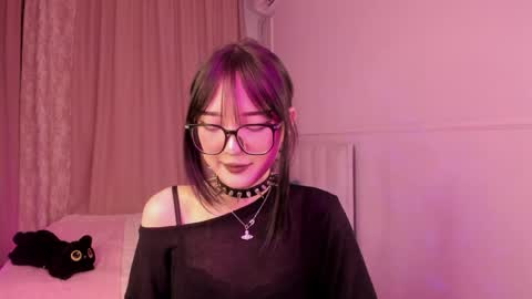 Ariya online show from 04-08-26, 02:17