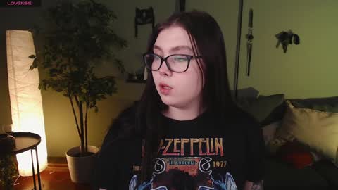 Snapshot of arizonaa_muse chatting on 12-05-24, 12:22 Astrid online show from 12-05-24, 12:22