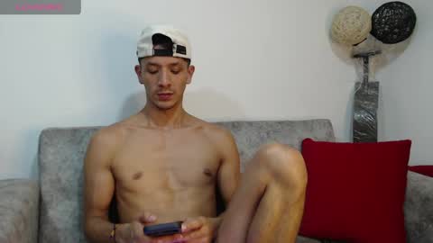 Snapshot of arlen_lexxx chatting on 05-23-26, 01:55 arlen_lexxx online show from 05-23-26, 01:55