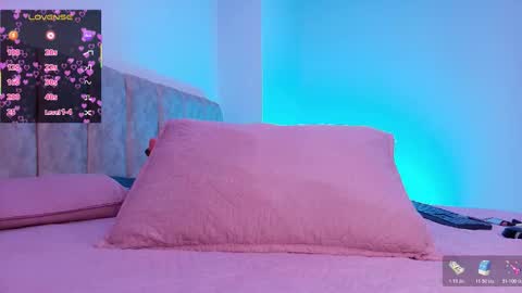 Arleth  online show from 02-14-26, 03:36