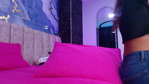 Arleth  online show from 04-27-26, 03:04