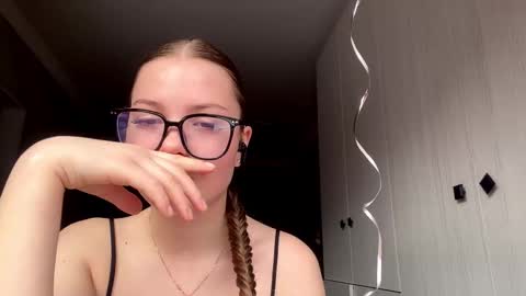 Liza online show from 02-25-26, 12:04