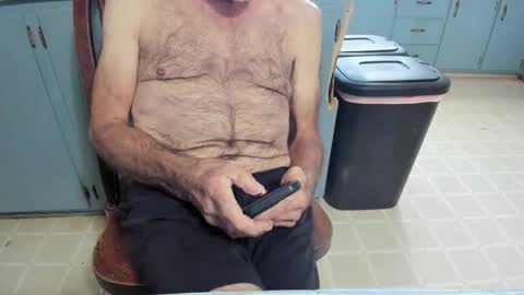 Snapshot of armalite16 chatting on 11-12-25, 06:19 armalite16 online show from 11-12-25, 06:19