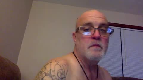 Snapshot of armyguy5311 chatting on 06-09-26, 05:30 armyguy5311 online show from 06-09-26, 05:30