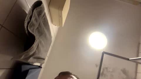 armyskater32 online show from 11-22-25, 08:52