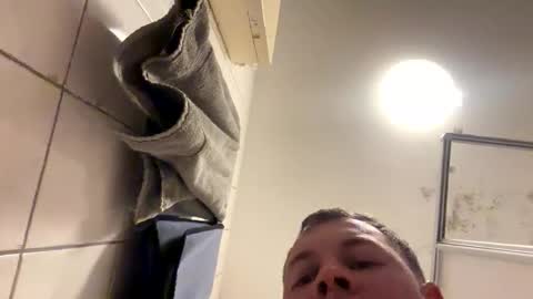 armyskater32 online show from 11-23-25, 09:25