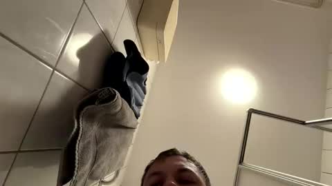 armyskater32 online show from 04-01-26, 08:17