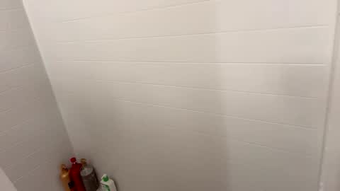 Snapshot of arnicbod chatting on 10-26-25, 04:02 arnicbod online show from 10-26-25, 04:02