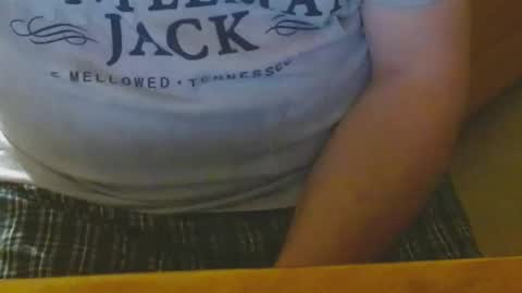 Snapshot of arnie12 chatting on 12-24-24, 11:28 Arnie  online show from 12-24-24, 11:28