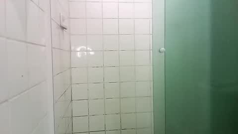 Snapshot of arombadacufofo chatting on 02-07-26, 09:18 Cute Ass Princess online show from 02-07-26, 09:18