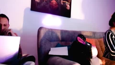 aron 15 online show from 01-28-25, 07:22