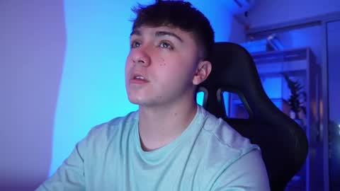 aron__cooper online show from 04-28-26, 02:27