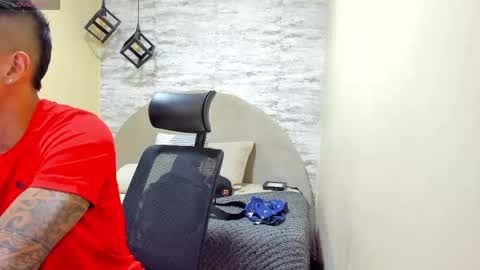 ARON BOLT online show from 04-23-26, 12:40