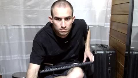 Aron G Franco online show from 01-16-26, 04:44