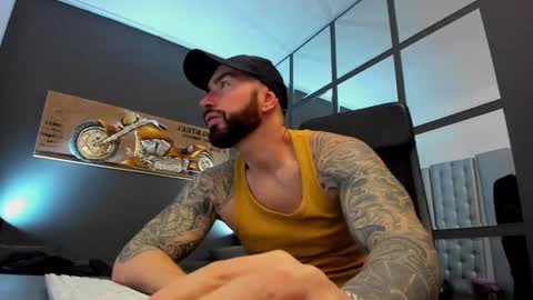 Snapshot of arongrant chatting on 01-21-25, 09:03 AronGrant online show from 01-21-25, 09:03