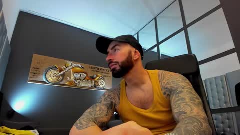 Snapshot of arongrant chatting on 01-26-25, 08:57 AronGrant online show from 01-26-25, 08:57