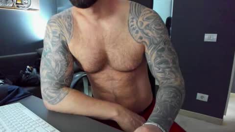 Snapshot of arongrant chatting on 01-31-25, 11:46 AronGrant online show from 01-31-25, 11:46