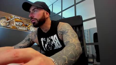 Snapshot of arongrant chatting on 02-24-25, 08:17 AronGrant online show from 02-24-25, 08:17