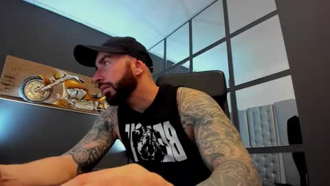 Snapshot of arongrant chatting on 02-27-25, 09:32 AronGrant online show from 02-27-25, 09:32