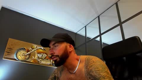 Snapshot of arongrant chatting on 09-12-25, 08:58 AronGrant online show from 09-12-25, 08:58