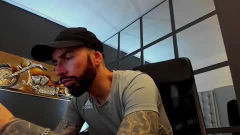 AronGrant online show from 02-25-26, 10:03