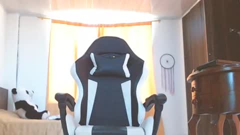 aronmiller online show from 01-23-25, 02:17