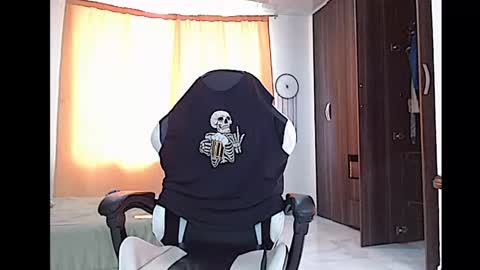 aronmiller online show from 03-12-25, 01:40