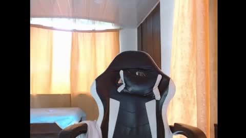 aronmiller online show from 11-20-25, 07:13