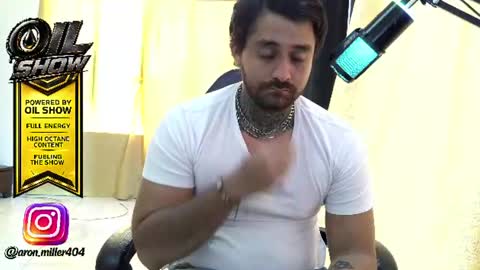 Snapshot of aronmiller404 chatting on 06-21-26, 02:41 aronmiller online show from 06-21-26, 02:41