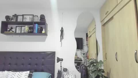 Snapshot of aronwilliams69 chatting on 09-16-25, 01:50 ARON  Independent model  online show from 09-16-25, 01:50