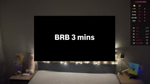 Snapshot of aronyou_win chatting on 01-24-25, 06:56 Aron and Phil solo online show from 01-24-25, 06:56