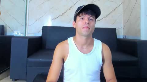 Aroon   online show from 12-16-25, 08:58