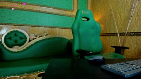    online show from 01-15-25, 04:00