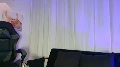    online show from 09-26-25, 08:57