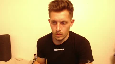 Snapshot of arromwilliam90 chatting on 12-07-24, 08:16 arromwilliam90 online show from 12-07-24, 08:16