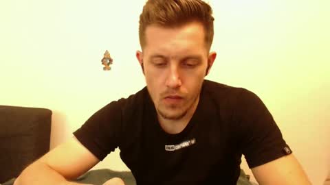 Snapshot of arromwilliam90 chatting on 01-20-25, 10:29 arromwilliam90 online show from 01-20-25, 10:29