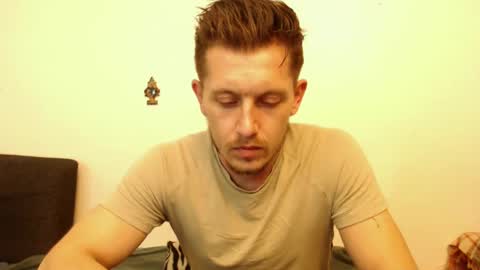 Snapshot of arromwilliam90 chatting on 01-26-25, 07:52 arromwilliam90 online show from 01-26-25, 07:52