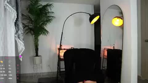 Snapshot of artechloe chatting on 07-01-26, 01:07 Chloe online show from 07-01-26, 01:07
