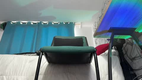   online show from 01-03-25, 09:05