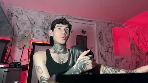   online show from 02-07-25, 10:20