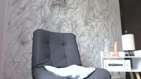   online show from 10-03-25, 11:18