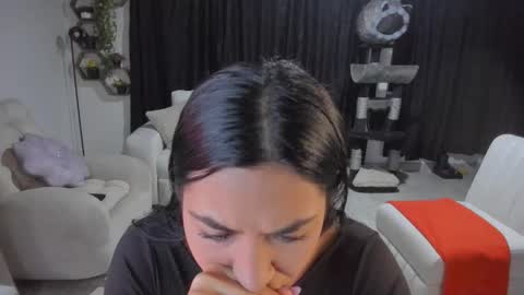 FENIX online show from 10-18-25, 02:03