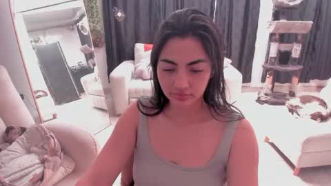 Snapshot of artemis_020 chatting on 06-20-26, 02:42 FENIX online show from 06-20-26, 02:42