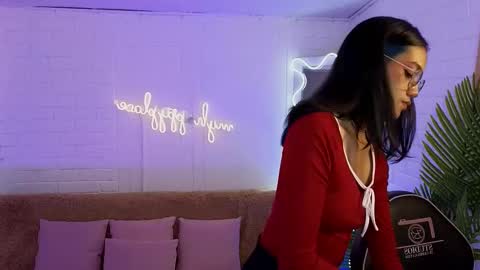 Snapshot of artemiss_tay chatting on 09-19-25, 07:14 artemiss_tay online show from 09-19-25, 07:14