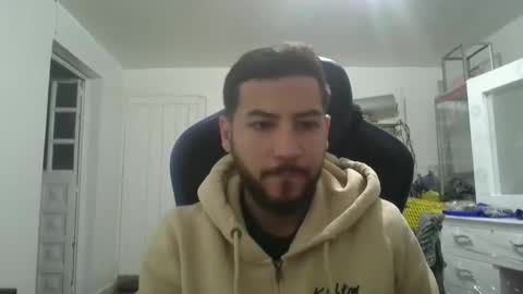 arthur1718 online show from 12-02-25, 01:00