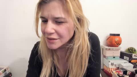 MIA online show from 02-08-25, 07:16