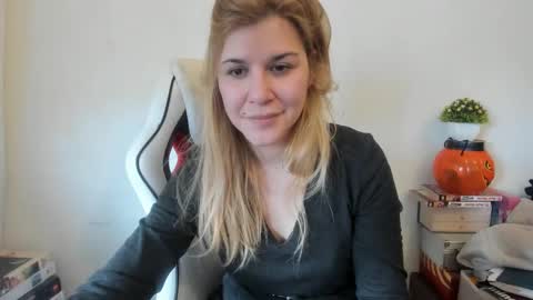 MIA online show from 02-25-25, 01:17