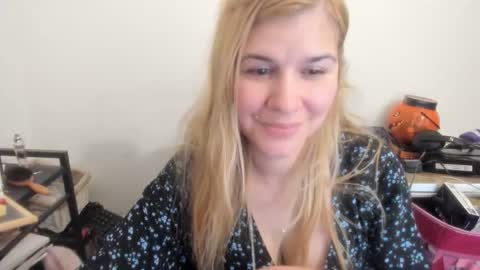 MIA online show from 04-21-26, 09:17